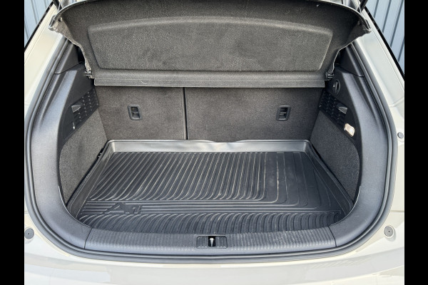Audi A1 Sportback 1.0 TFSI Advance Sport | S-Line | Xenon | Stoelverw. | Climate Controle | Prijs Rijklaar!!