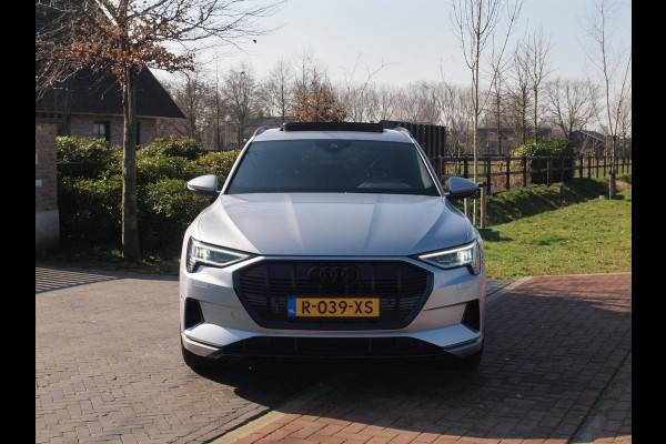 Audi e-tron 55 quattro Advanced edition Plus 95 kWh | SOH 94% | Panoramadak | Trekhaak | 21 Inch | Camera | NL-Auto