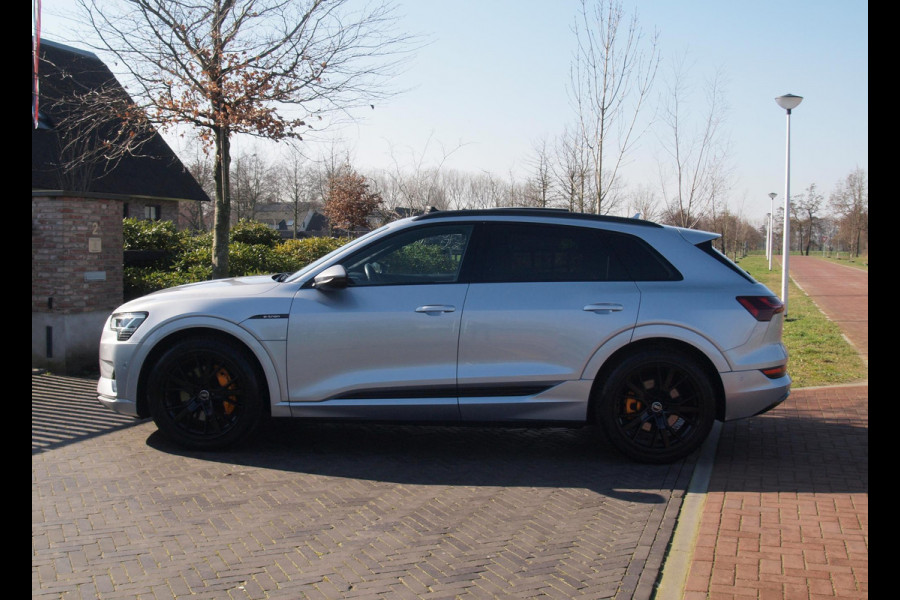 Audi e-tron 55 quattro Advanced edition Plus 95 kWh | SOH 94% | Panoramadak | Trekhaak | 21 Inch | Camera | NL-Auto