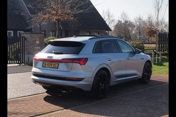 Audi e-tron 55 quattro Advanced edition Plus 95 kWh | SOH 94% | Panoramadak | Trekhaak | 21 Inch | Camera | NL-Auto