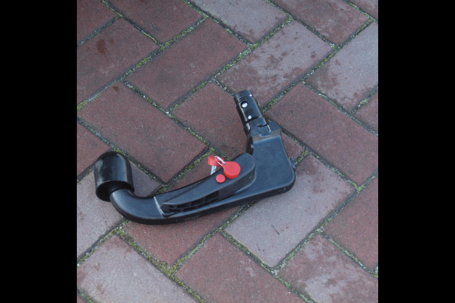 Audi e-tron 55 quattro Advanced edition Plus 95 kWh | SOH 94% | Panoramadak | Trekhaak | 21 Inch | Camera | NL-Auto