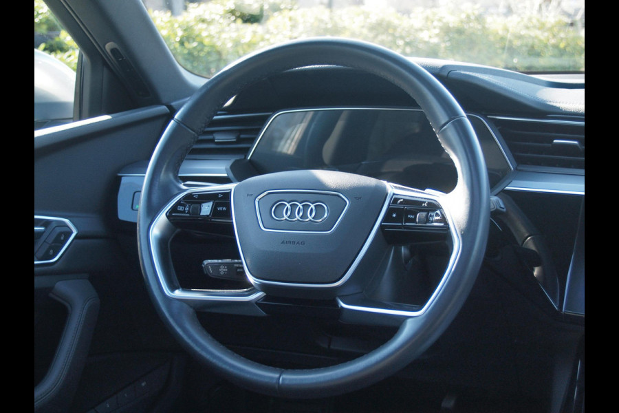 Audi e-tron 55 quattro Advanced edition Plus 95 kWh | SOH 94% | Panoramadak | Trekhaak | 21 Inch | Camera | NL-Auto