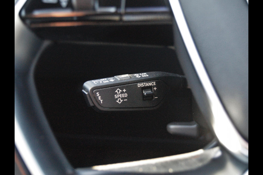 Audi e-tron 55 quattro Advanced edition Plus 95 kWh | SOH 94% | Panoramadak | Trekhaak | 21 Inch | Camera | NL-Auto