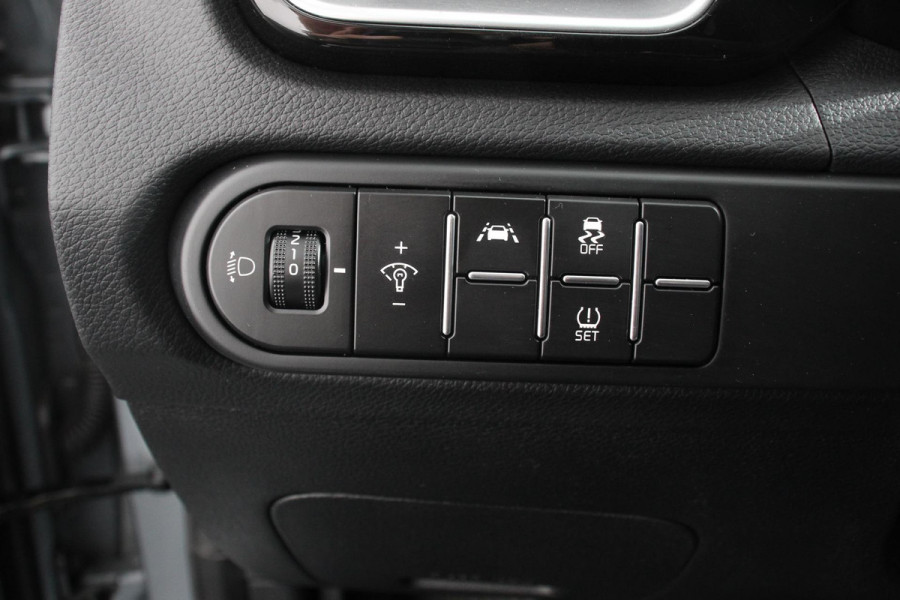 Kia Ceed Sportswagon 1.4 T-GDi Automaat DynamicLine | Panoramadak | Adaptive Cruise Control | Lane Assist | Camera | Stoel/Stuurverwarming | Apple Carplay/Android Auto | JBL Soundsystem | Navigatie |