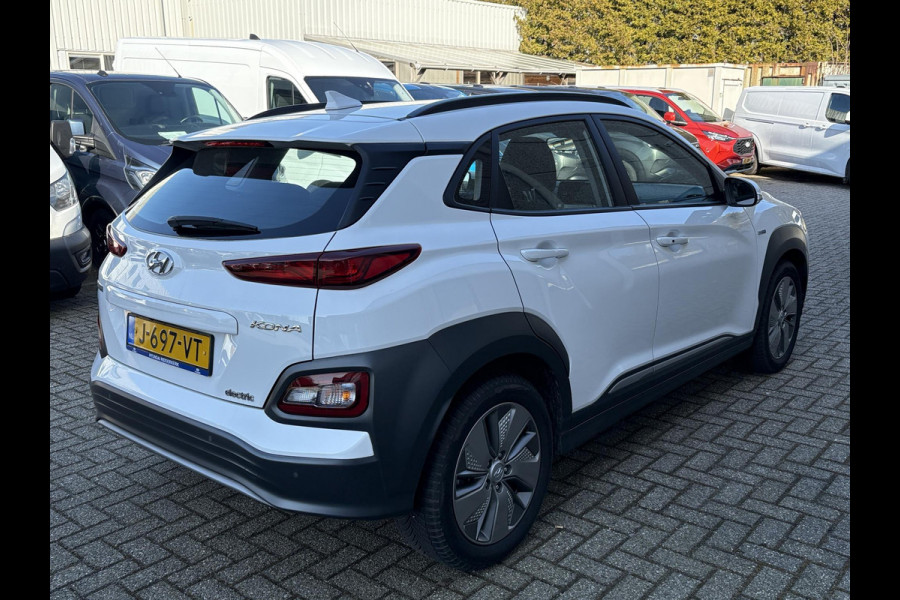 Hyundai Kona EV Comfort 64 kWh | 44400 Km !