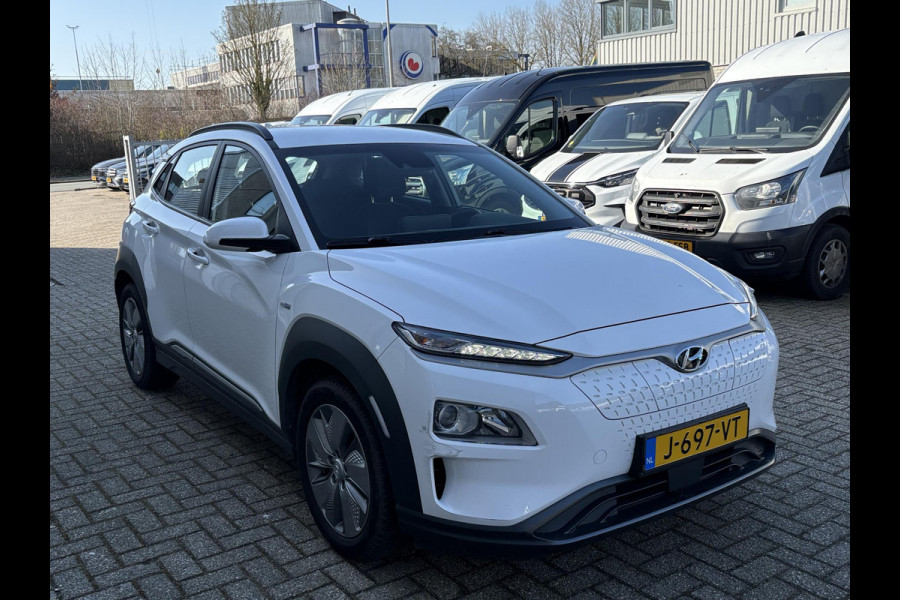 Hyundai Kona EV Comfort 64 kWh | 44400 Km !