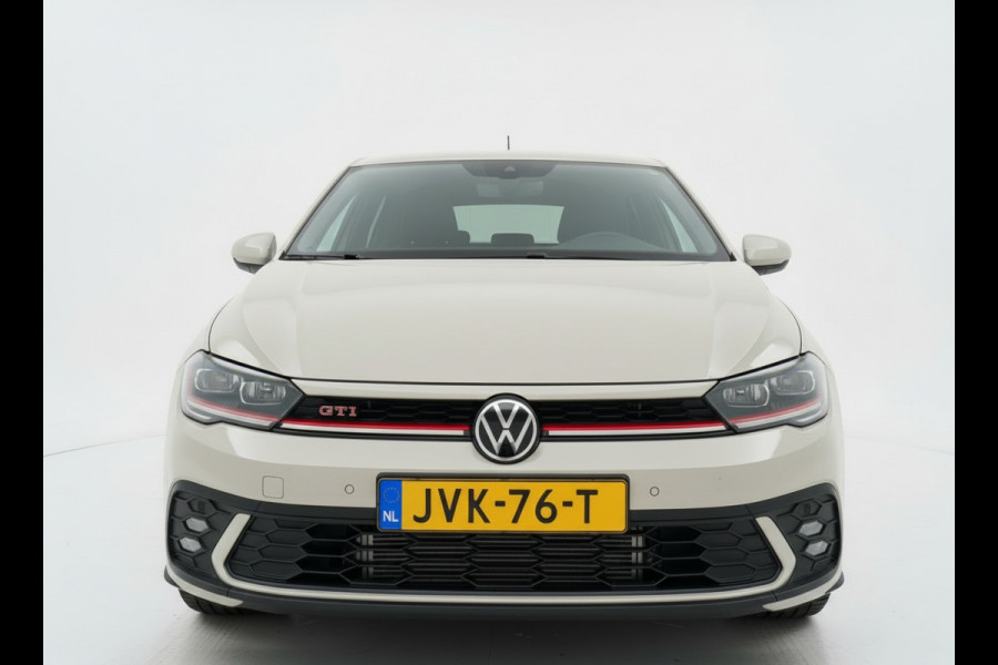 Volkswagen Polo 2.0 TSI GTI TSI 210PK DSG GTI-SPORT LED/CARPLAY/PDC FABRIEKS GARANTIE