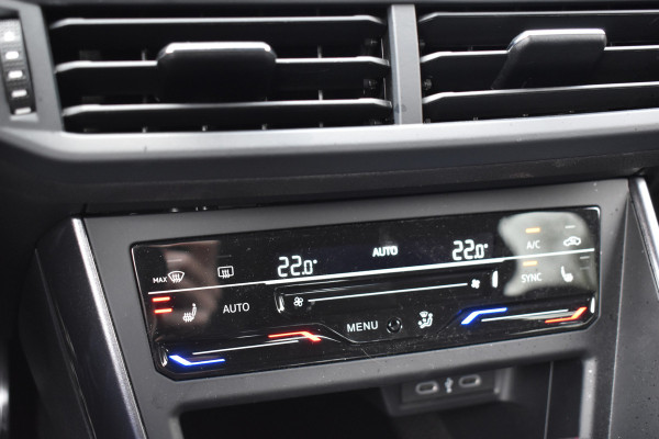 Volkswagen Polo 2.0 TSI GTI TSI 210PK DSG GTI-SPORT LED/CARPLAY/PDC FABRIEKS GARANTIE