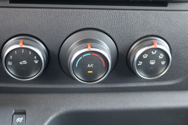 Renault Master 2.3 dCi 145pk Euro 6 Bakwagen met Laadklep (Wordt verwacht)