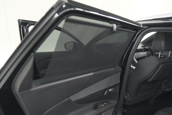 Peugeot 5008 PureTech 130 EAT8 GT Line | 7 Zitplaatsen | Trekhaak | Stoelverwarming | Apple Carplay