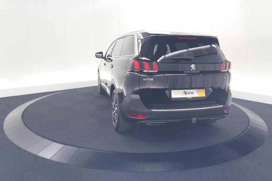 Peugeot 5008 PureTech 130 EAT8 GT Line | 7 Zitplaatsen | Trekhaak | Stoelverwarming | Apple Carplay