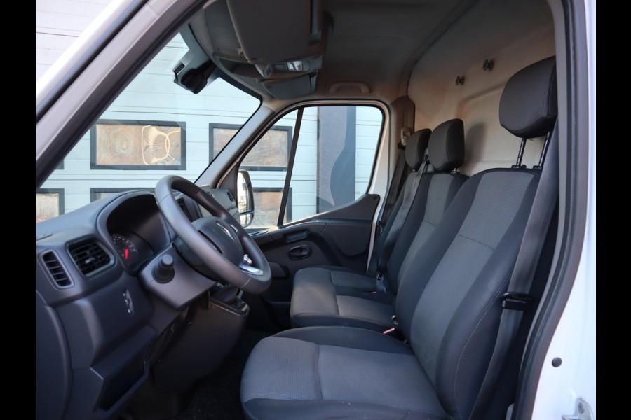 Renault Master 2.3 dCi 150pk Euro 6 L2H2 - Glasresteel v.d. Born - Resteel - Traplader - Trekhaak
