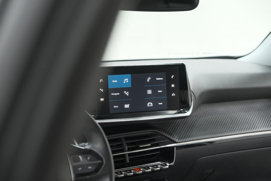 Peugeot 2008 PureTech 130 EAT8 Allure | Parkeersensoren | Navigatie | Apple Carplay | Climate Control