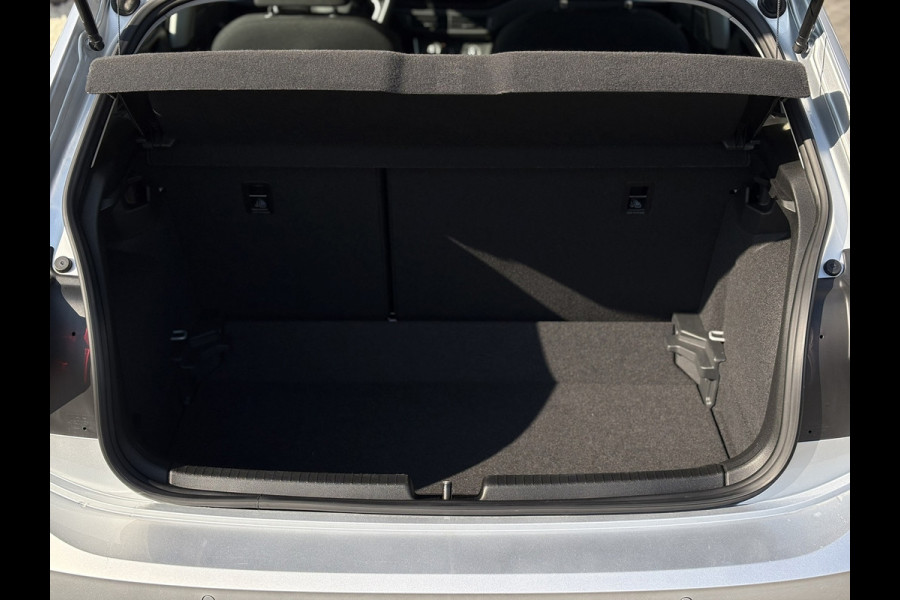 Volkswagen Polo 1.0 TSI Life | Navi, Camera, Stoelverw., ACC, Airco, Carplay/Android | Dealeronderhouden | NAP |