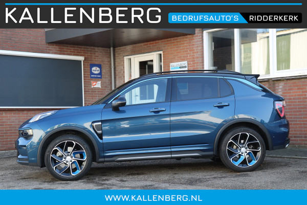 Lynk & Co 01 1.5 PHEV / 360 camera / Panoramadak / Stoelverwarming