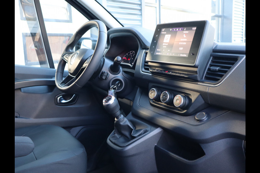 Renault Trafic 2.0 dCi 150pk Euro 6 Lang L2 - Trekhaak 2,5t KG - Apple