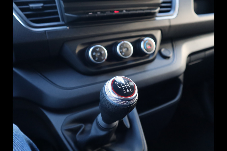 Renault Trafic 2.0 dCi 150pk Euro 6 Lang L2 - Trekhaak 2,5t KG - Apple