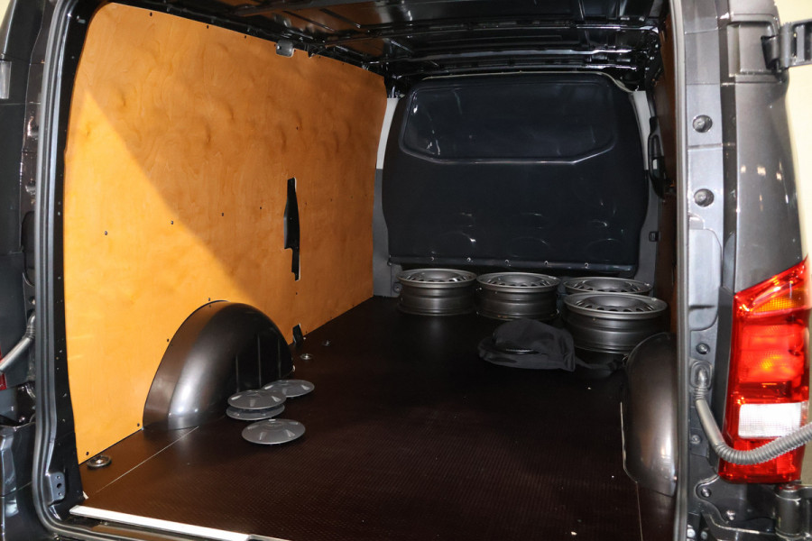 Mercedes-Benz eVito 112 L3 60 kWh Spoilerpakket