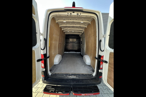 Volkswagen Crafter 35 2.0 TDI L2H2 Lage km stand! Navi|Camera|Airco|