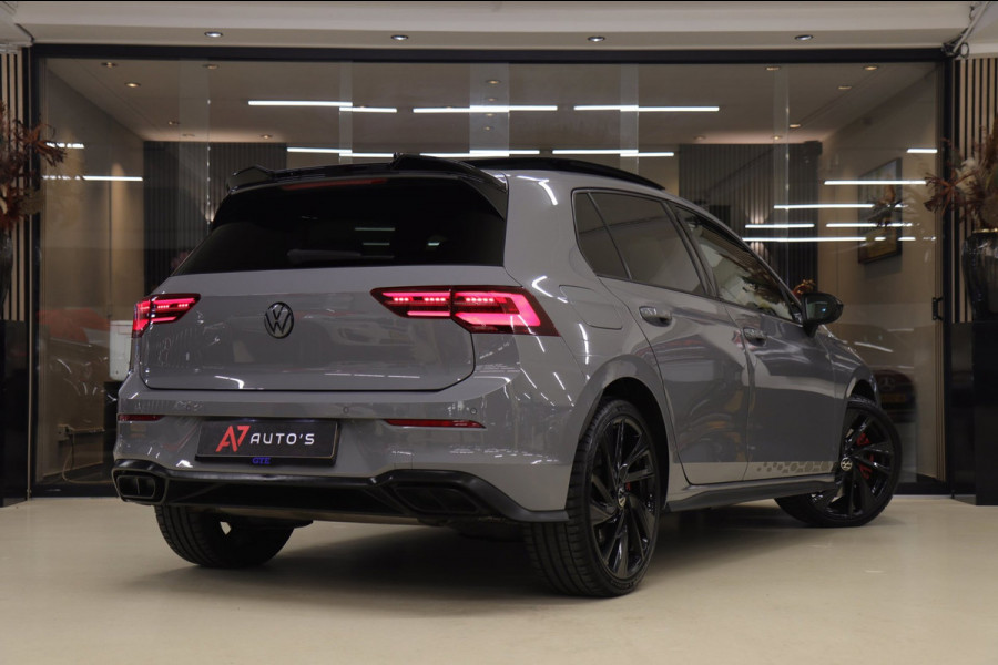 Volkswagen Golf 1.4 eHybrid GTE /PANO/IQLIGHT/CAM/CARPLAY/ACC/LANE ASSIST/STOELVERWARMING/STERRENHEMEL/VOL