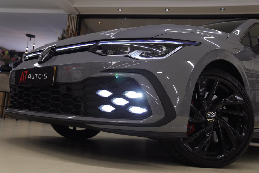 Volkswagen Golf 1.4 eHybrid GTE /PANO/IQLIGHT/CAM/CARPLAY/ACC/LANE ASSIST/STOELVERWARMING/STERRENHEMEL/VOL