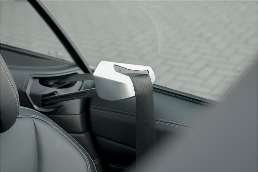 BMW 4 Serie Cabrio 420i High Executive Individual M Leer Laserlight H/K