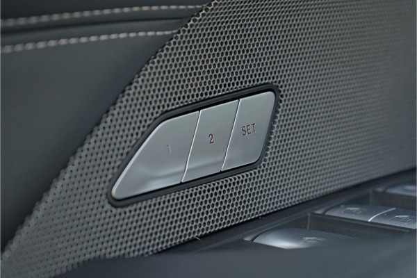 BMW 4 Serie Cabrio 420i High Executive Individual M Leer Laserlight H/K