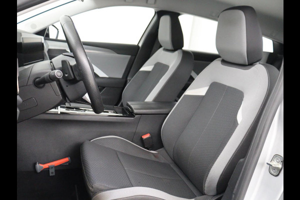 Opel Astra 1.6 Turbo Hybrid | Origineel NL | Adaptive cruise | Carplay | Parkeerhulp | Climate control | Digital Cockpit | Bluetooth | Full LED | PHEV | Plug In