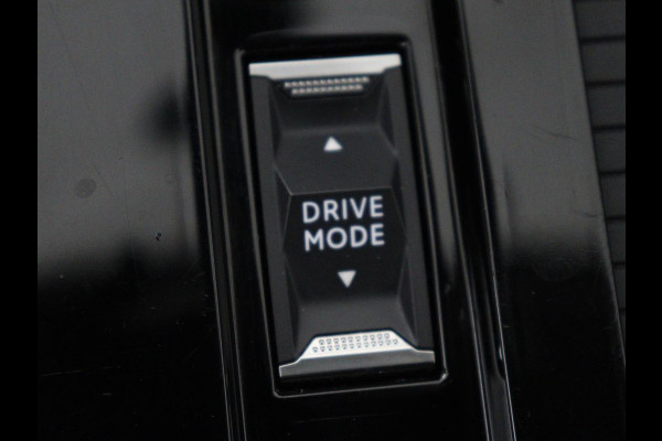 Opel Astra 1.6 Turbo Hybrid | Origineel NL | Adaptive cruise | Carplay | Parkeerhulp | Climate control | Digital Cockpit | Bluetooth | Full LED | PHEV | Plug In