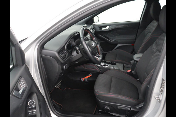 Ford Focus 1.5 EcoBoost ST Line | Stoelverwarming | Adaptive cruise | Camera | B&O Sound | Caplay | Keyless | Full LED | Park Assist | Climate control | Dodehoek detectie | Stuurverwarming