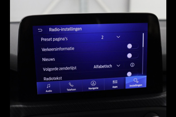 Ford Focus 1.5 EcoBoost ST Line | Stoelverwarming | Adaptive cruise | Camera | B&O Sound | Caplay | Keyless | Full LED | Park Assist | Climate control | Dodehoek detectie | Stuurverwarming