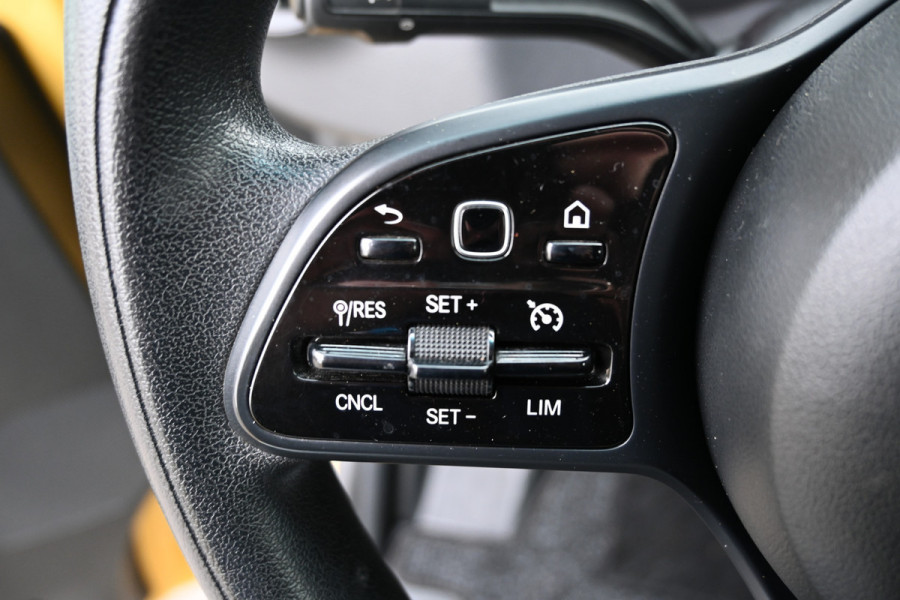 Mercedes-Benz Sprinter 316 CDI L3 Dubbele cabine Open laadbak 3500 kg Trekhaak, MBUX met Apple Carplay/Android Auto