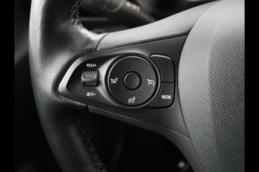 Opel CORSA-E GS Line 50 kWh | 3 Fase | Camera | Carplay | Dodehoek detectie | Cruise control | Full LED | Climate control | Park Assist