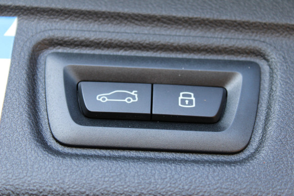 BMW 3 Serie Touring 330e M Sport | Adaptieve cruise | Leder | 360 Camera |