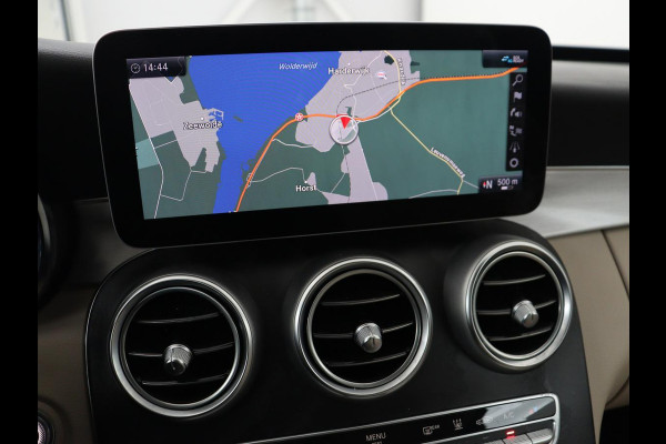 Mercedes-Benz C-Klasse 300e Business Solution Luxury | Leder | Stoelverwarming | Camera | Digital Cockpit | Park Assist | Navigatie | Full LED | Cruise control | Bluetooth | Climate control | PHEV | Plug In