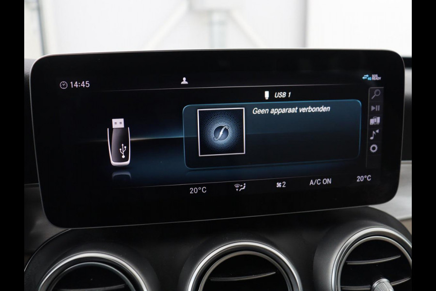 Mercedes-Benz C-Klasse 300e Business Solution Luxury | Leder | Stoelverwarming | Camera | Digital Cockpit | Park Assist | Navigatie | Full LED | Cruise control | Bluetooth | Climate control | PHEV | Plug In