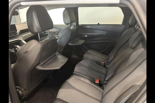 Peugeot 5008 1.2 Aut. PureTech Allure Pack 7-Persoons Navi Carplay Virtual Cockpit Adaptive Cruise Control PDC VA+Camera 18" LM Velgen Half leder