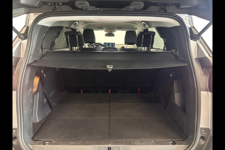 Peugeot 5008 1.2 Aut. PureTech Allure Pack 7-Persoons Navi Carplay Virtual Cockpit Adaptive Cruise Control PDC VA+Camera 18" LM Velgen Half leder