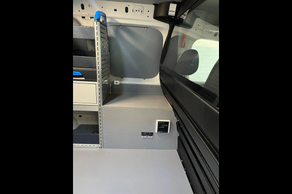 Volkswagen Caddy Servicewagen 2.0 TDI 102pk euro6 L2H1 MAXI BMT Maxi Highline, Sortimo Inrichting, Omvormer V230, RIJKLAARPRIJS!