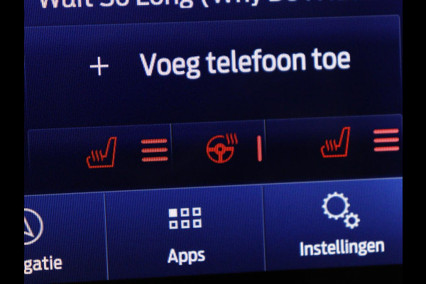 Ford Focus 1.0 EcoBoost ST Line | Panoramadak | Trekhaak | Stoelverwarming | Adaptive cruise | Camera | B&O Sound | Carplay | Navigatie | Full LED | Climate control | Bluetooth