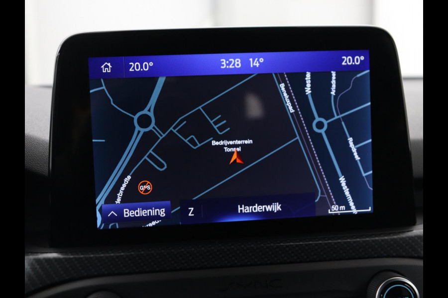 Ford Focus 1.0 EcoBoost ST Line | Panoramadak | Trekhaak | Stoelverwarming | Adaptive cruise | Camera | B&O Sound | Carplay | Navigatie | Full LED | Climate control | Bluetooth