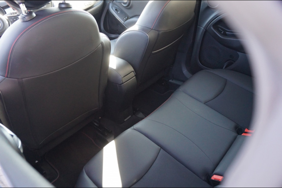 Fiat 500X 131PK Hybrid Sport | AUTOMAAT | CAMERA | SPORTSTUUR | NAVI