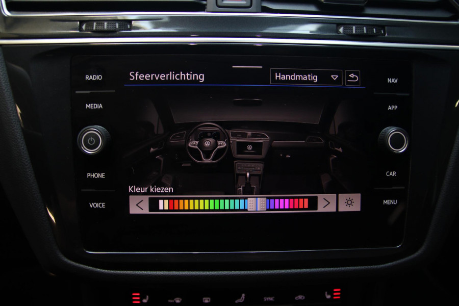 Volkswagen Tiguan 2.0 TSI 4Motion 3x R-line PANO-HUD-IQ LED-22''