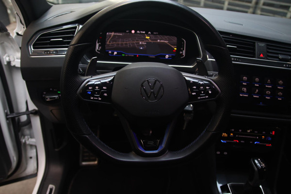 Volkswagen Tiguan 2.0 TSI 4Motion 3x R-line PANO-HUD-IQ LED-22''
