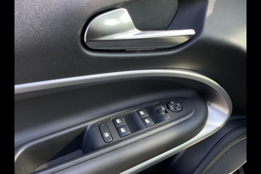 Jeep Avenger 1.2 Altitude | Winterpakket | Camera | Apple/Android CarPlay