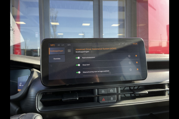 Jeep Avenger 1.2 Altitude | Winterpakket | Camera | Apple/Android CarPlay