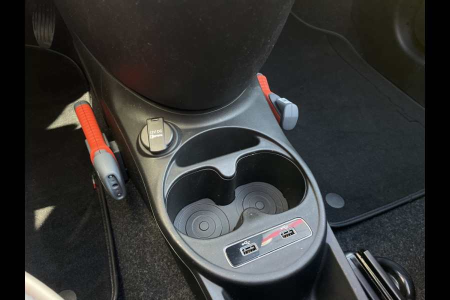 Fiat 500 1.0 Hybrid Lounge | Elec. panoramadak | Apple/Android CarPlay