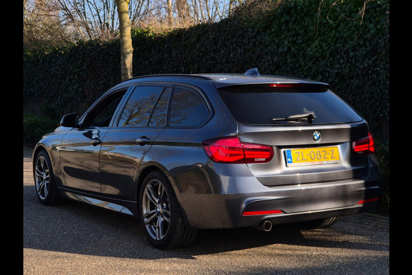 BMW 3 Serie Touring M Sport F31 6WB Apple CarPlay Shadowline 360* Camera Lm velgen Breedset NAP NL M Sport Corporate Lease