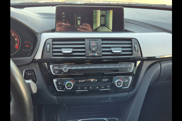 BMW 3 Serie Touring M Sport F31 6WB Apple CarPlay Shadowline 360* Camera Lm velgen Breedset NAP NL M Sport Corporate Lease