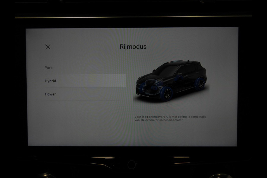 Lynk & Co 01 1.5 PHEV BlackEdition STUURVERW/360CAM/SCHUIFDAK/LED/20"LMV!